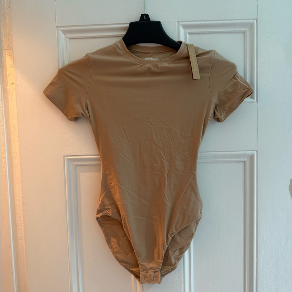 NWT SKIMS Tan Bodysuit
